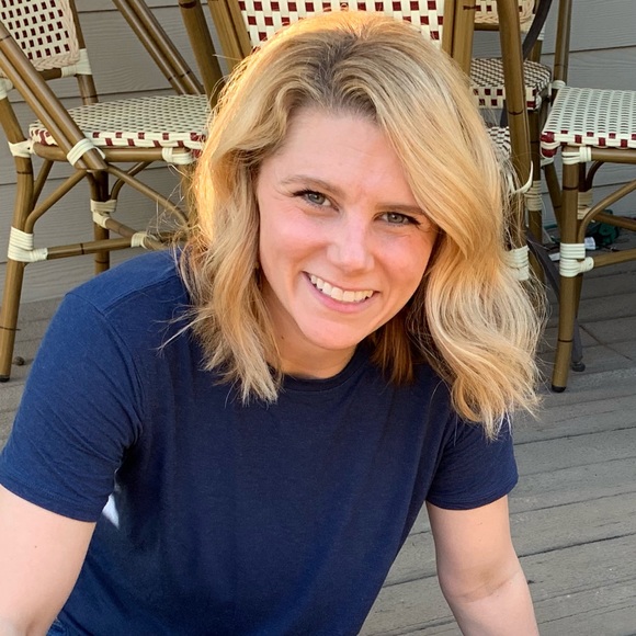 Meet your Posher, Sally - Picture 3 of 3